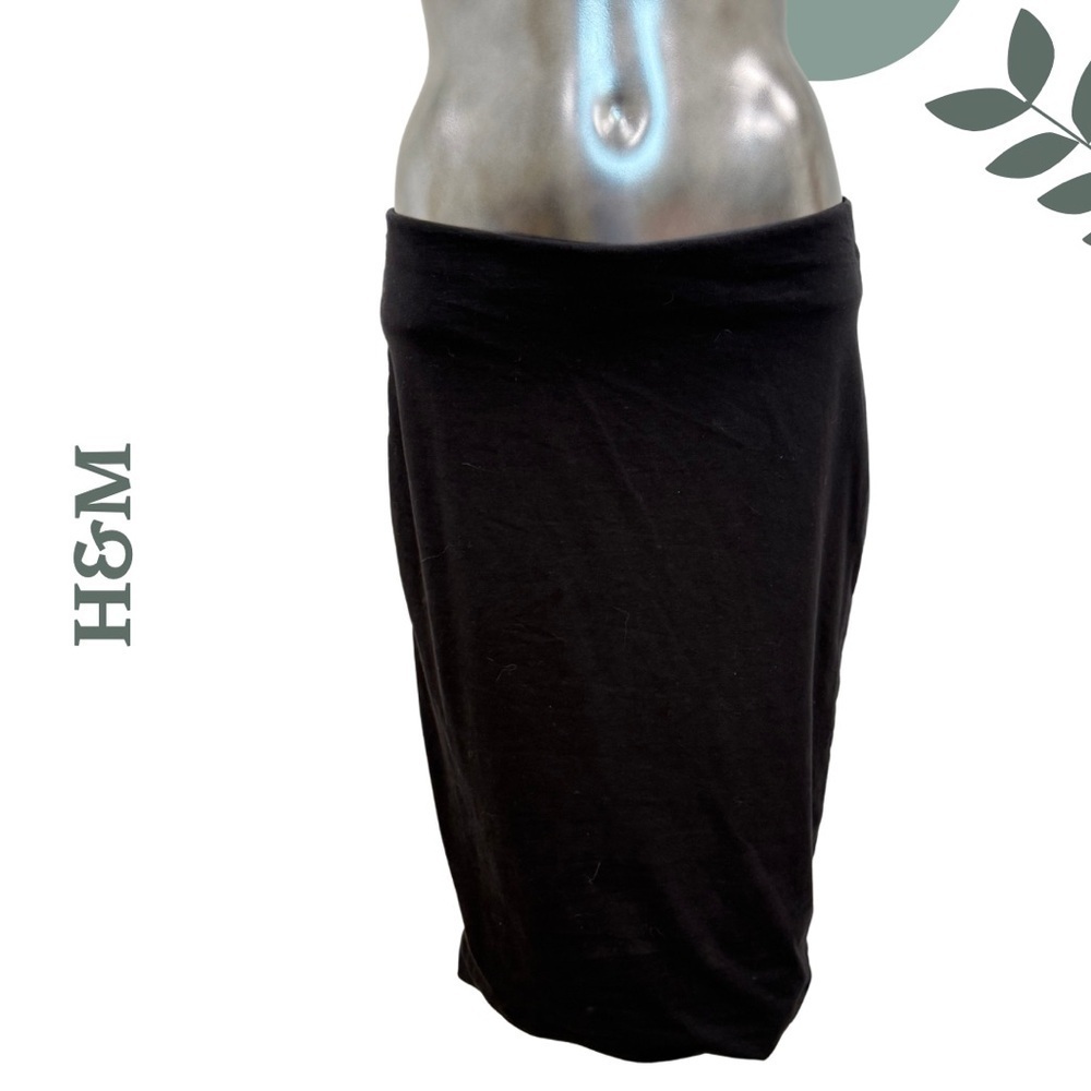 🛍️ 3/$40 H&M Basic Black Jersey Knit Tube Skirt Size Medium